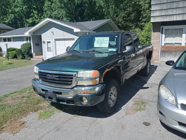 04 gmc 4x4 extended cab 1800.. 1