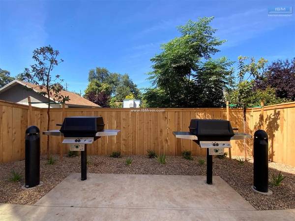 Off-street parking, In-unit washer and dryer, 1BD 1BA 1