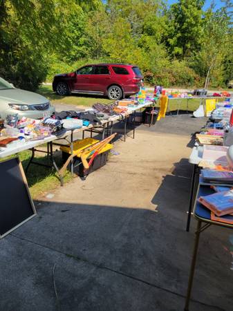 Yard sale photo