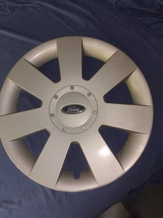 Ford hubcap wheel cover 1