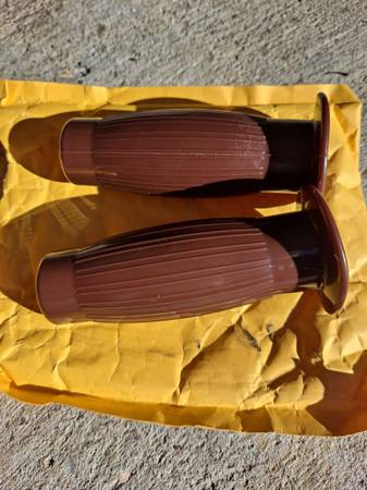 BRAND NEW Motorcycle Vintage Handlebar Grip - Harley Honda Suzuki 1