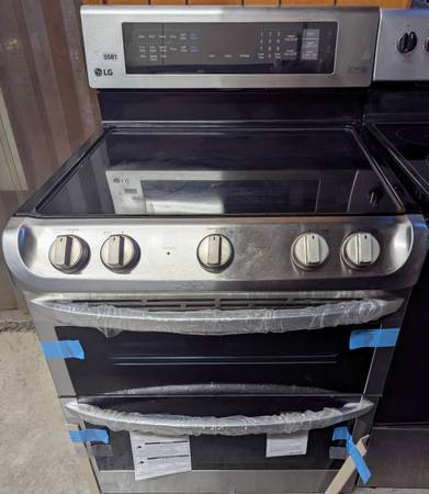 LG Double Oven Range 1