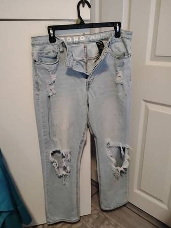 SONG Jeans 1