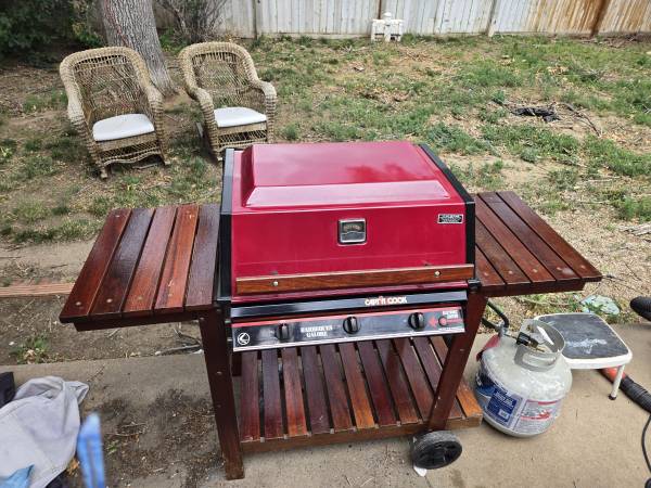 Cap n Cook propane grill 1