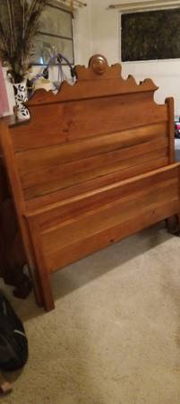 1800's Head/Footboard (Bed) 1