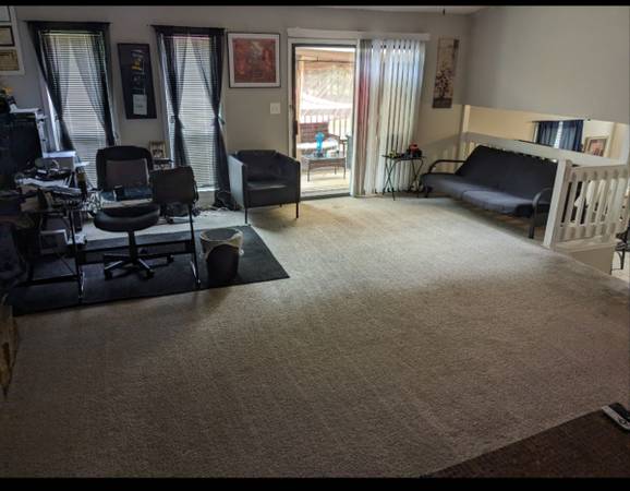 $750 / 3br - Great peaceful room in Ellenwood for 1 person (Ellenwood)63964398387331124