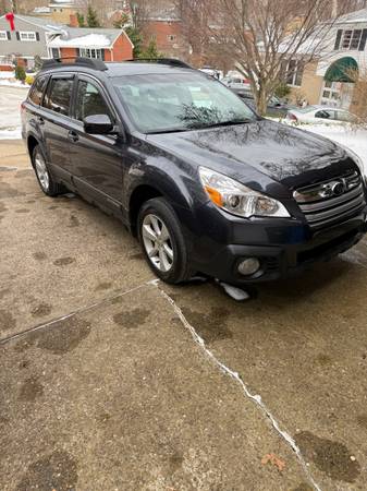 2013 SUBARU OUTBACK ( LOW MILES) 25,579 MILES 1