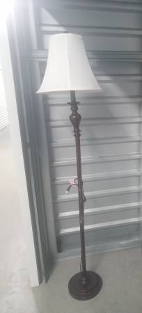 Floor Lamp 1
