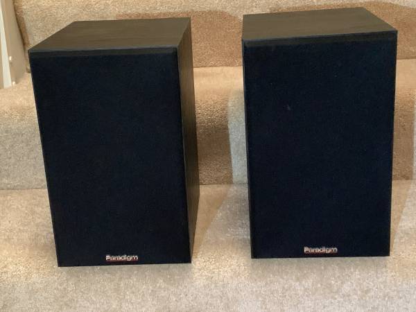 Paradigm Mini-Mk3 Bookshelf Speakers 1