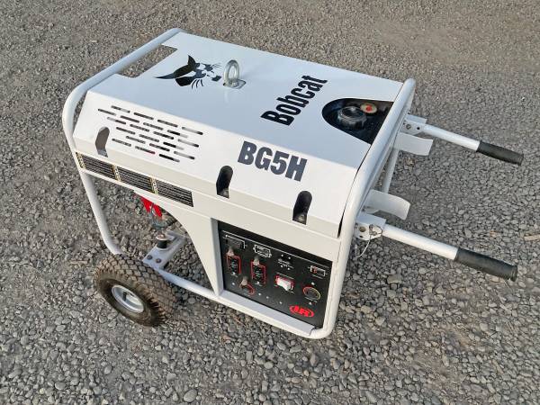 Honda Bobcat IR Generator: 9-Hours, 9-HP GX270, 4800 Watts, Like New 1