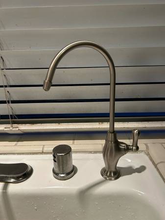 Reverse Osmosis Faucet 1