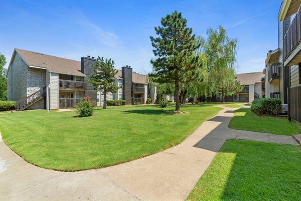 $999 / 1br - 850ft2 - Menos tráfico, más vida. (Tulsa)63982278992002120