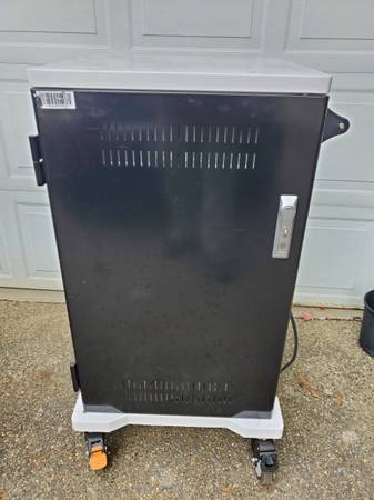 Anywhere Charging Cart - 36 Bay AC (5 Available) 1