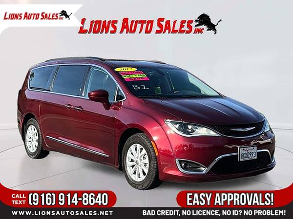 2017 Chrysler Pacifica TouringL Touring L Touring-L PRICED TO SELL! 1