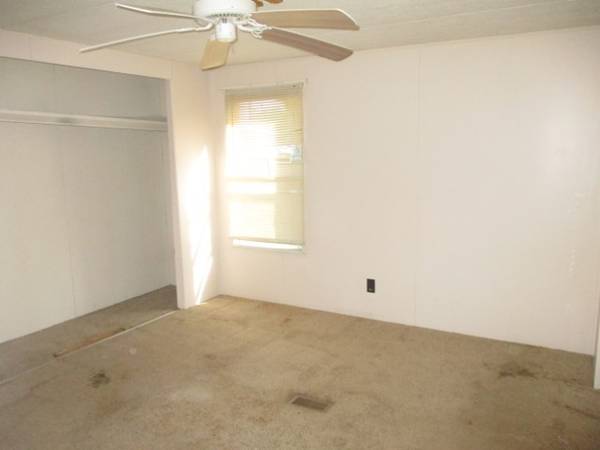 $8,000 / 2br - 952ft2 - 2514 Nita - Mobile/Manufactured Home For Only $8,000! (GLENNWOOD VILLAGE)64018943288835124