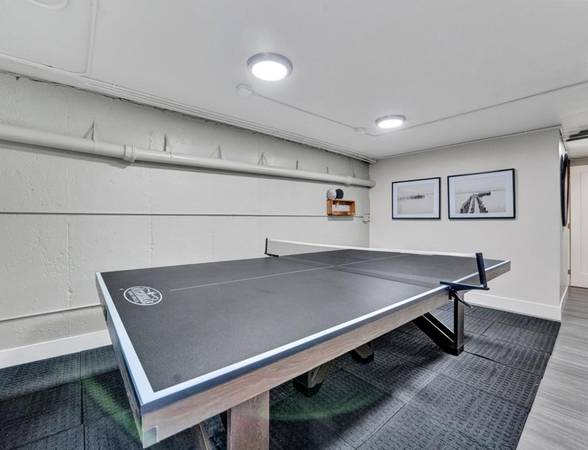 $1,495 / 2br - Relaxing 2B Apartment w Private Patio, Renovated Pool | In Beaverton (Beaverton)63820824964483123