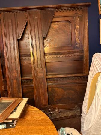 Beautiful antique double bed foot and headboards and rails Mattress an 1