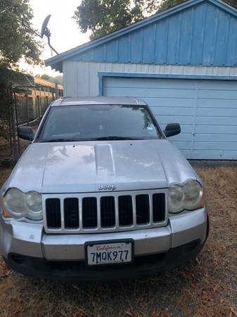 Venta por el propietario. Jeep Grand Ch no operativo - $1.000 (santa rosa)63487148245249124