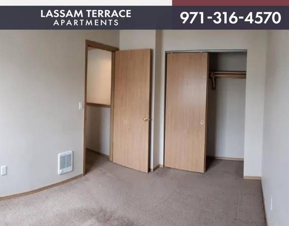 $1,550 / 2br - Senderos multiuso, suburbano, ¡ubicación ideal para familias! Recorra un apartamento de 2 habitaciones y 1.5 baños (Este de Portland)63820795526913120
