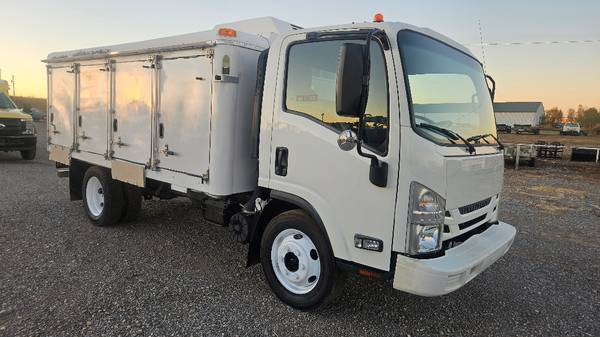2017 Isuzu NPR Alimentos Congelados Helado Reefer Placa Fría Refrigerado Bo - $8,400 (3510 S Manning Rd El Reno, Ok / Esquina N.E. de I-40 & Manning)63620880832643123