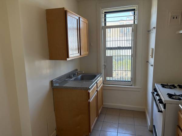 $2,895 / 2br - 2bed/1bath Available For Rent in Washington Heights! (Inwood / Wash Hts)63945497875075121