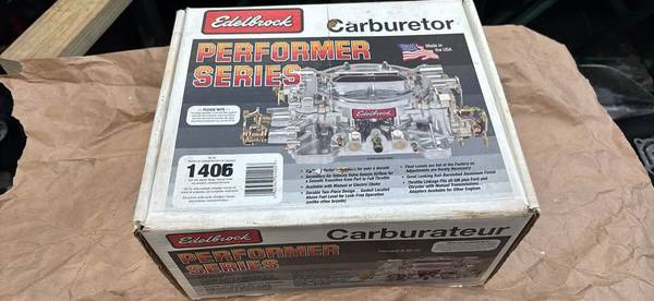Edelbrock 1406 Performer Series 600 CFM Used Carburetor Electric Choke 1