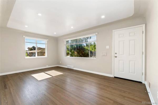 Bring your family home!  Multi-Family Home in Denver. 6 Beds, 3 Baths 1