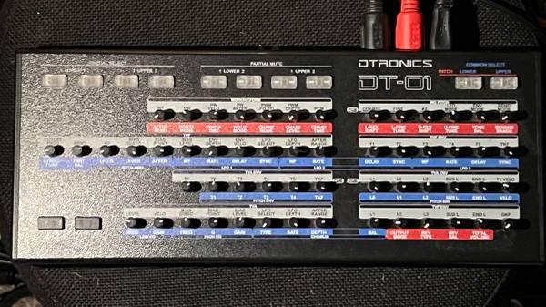 Dtronics  DT01 Roland D-550 D-05 Programmer 1