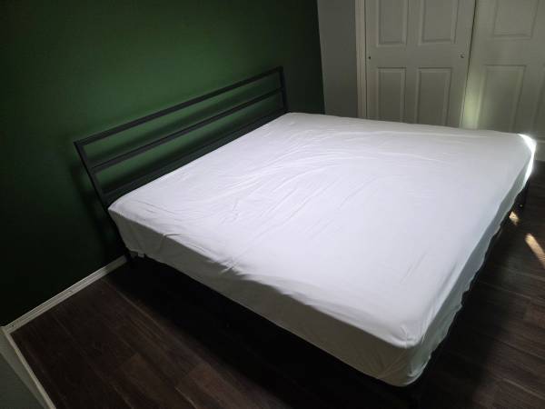 Queen matress, bedframe, sheets, pillows, and blanket 1