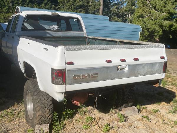 1979 GMC crew cab - $4,00063482059409155121