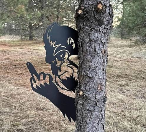 Bigfoot flipping off 1
