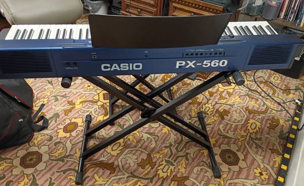 CASIO PX-560M 1