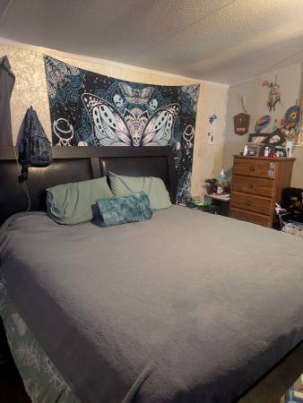 $295,000 / 3br - 3br 2ba Manufactured Home on Permanent Foundation64029375842691124