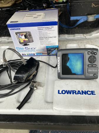 Lowrance fish finder 1