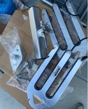 Monster Wakeboard Rack (new) 1