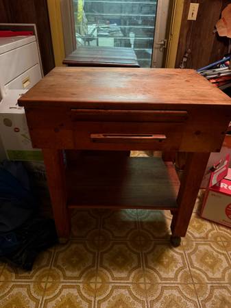 Vintage butcher block table $300 or best offer 1