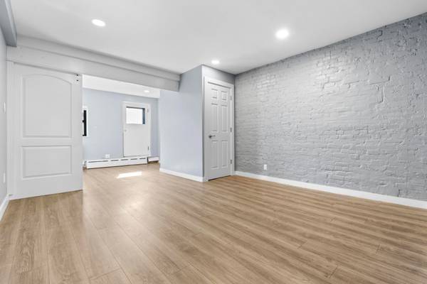 $4700.00 / 1br - 1 dormitorio con lavadora/secadora en la unidad. Adosado en Chelsea privilegiado (Chelsea)63827402426115121