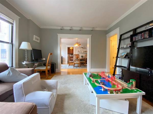 $3,850 / 2br - 1200ft2 - Charming ✨renov kitchen 😊steps to Harvard Yard 🔥Heat included🔥 (Cambridge \ Harvard Sq. \ Mid Cambridge)63996692713475122