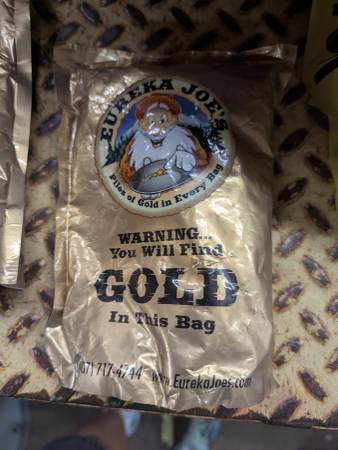 Eureka joes Gold Bags 1