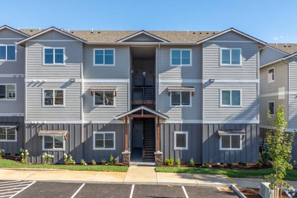 $1,725 / 2br - 1005ft2 - $1,725 / 2br 2ba-1005ft2 - BRAND NEW UNITS AT LIBERTY CREST APTS! (SALEM,OREGON)63660412995715124