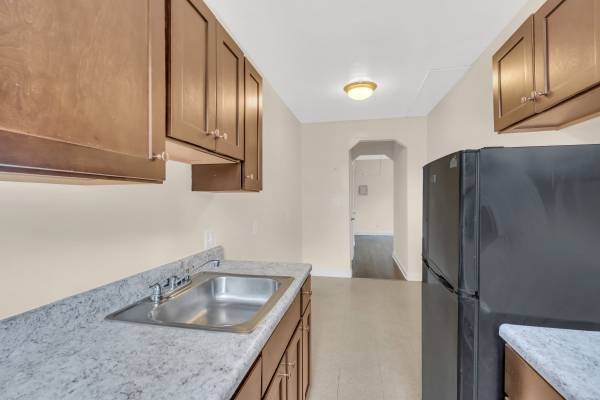 $1,625 / 1br - 900ft2 - in Washington DC, Ceiling Fan, 1/BD 1/BA (315 Franklin St NE, Washington, DC)63779126428163124