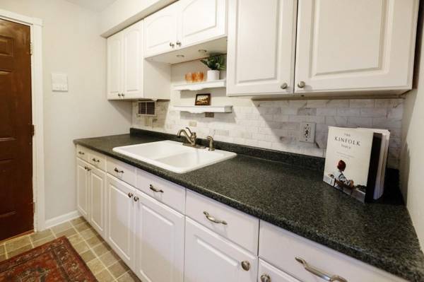 $1295.00 / 575ft2 - Amplio condominio cerca de Lake of the Isles | Disponible 1 de diciembre63868700554115121