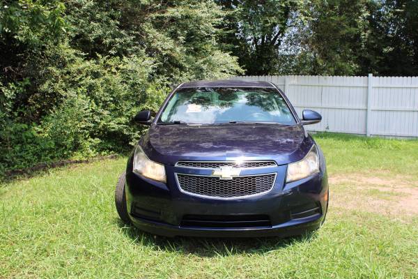 2011 Chevrolet Cruze LT....Super limpio y confiable ahorrador de GASOLINA - $4,981 (Charlotte)63613488316929121
