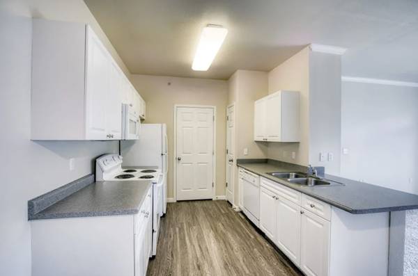 Courtyard, Off Street Parking, Playground 1
