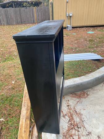 Two twin bed posts 1