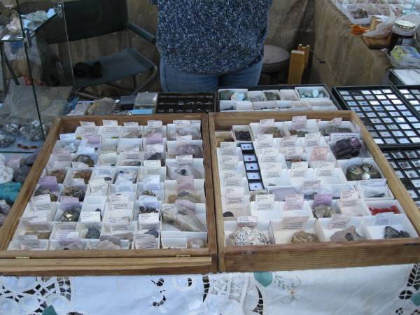 Yard sale photo