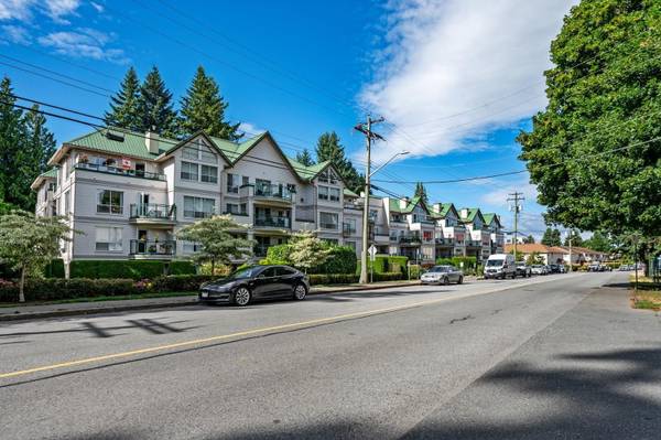 Would you be comfortable in this home? Condos in Abbotsford. 2 Beds, 2 Baths 1