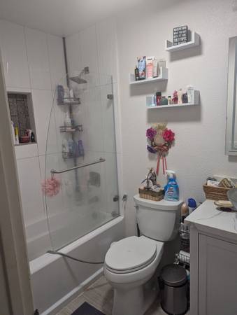 $1,100 / 4br - Room for rent (San Diego)63701665494913121