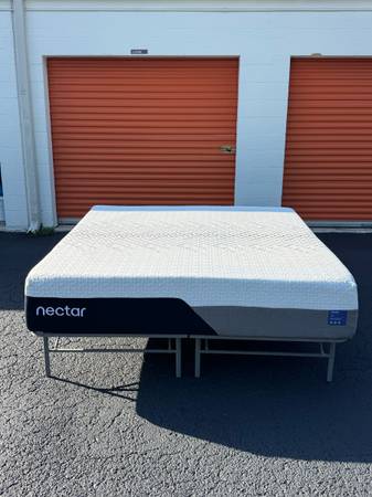 Nectar Luxe Memory Foam King Mattress 1