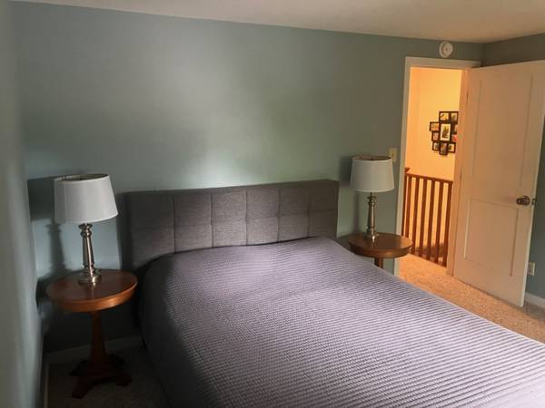 $1150.00 / 1br - Lovely, single bedroom of an updated home in a safe neighborhood!63920603753602120